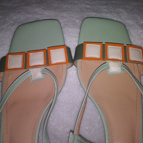 Lonia NWOT "Yara" green orange tan sling back kitten heel - Picture 1 of 15